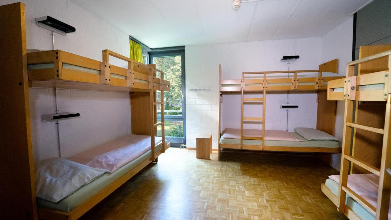 Bed 6-Bed Dormitory Room,1163443419:JPEG