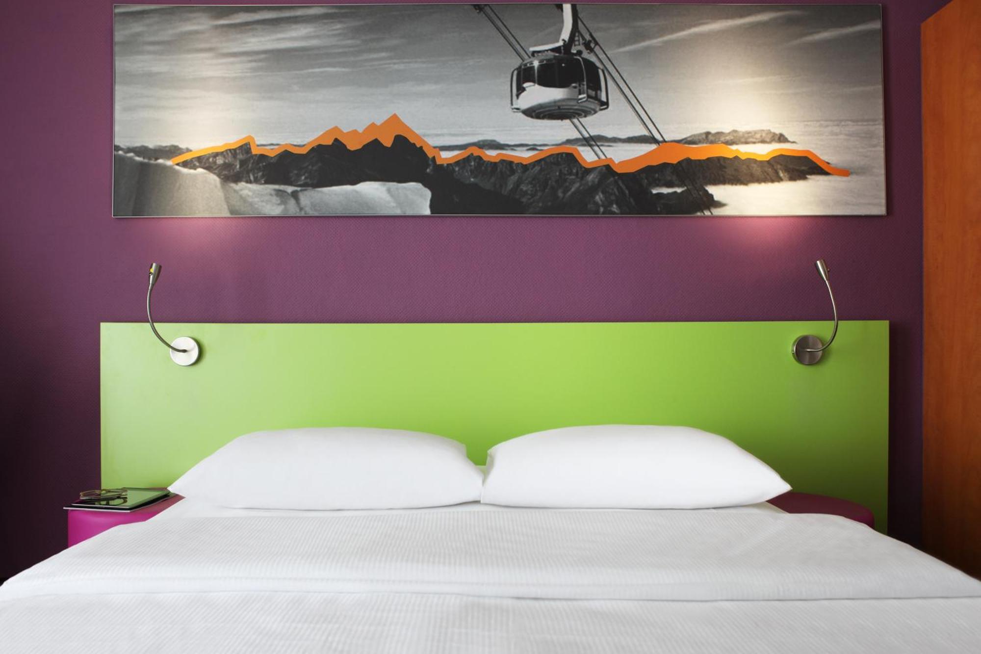 Standard Queen Room