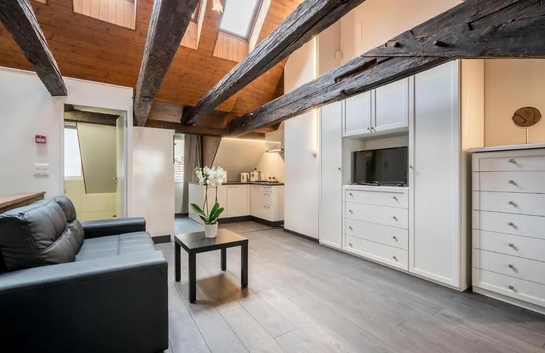 Kobi Boutique Studios Hirschenplatz-1