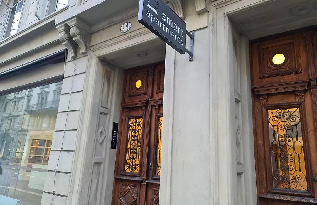 Top City Center Apartments Location Next To Lion Monument-1