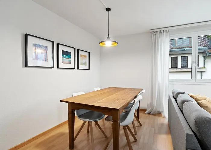 Haustierfreundliches Bright, Central & Modern Apartment Luzern