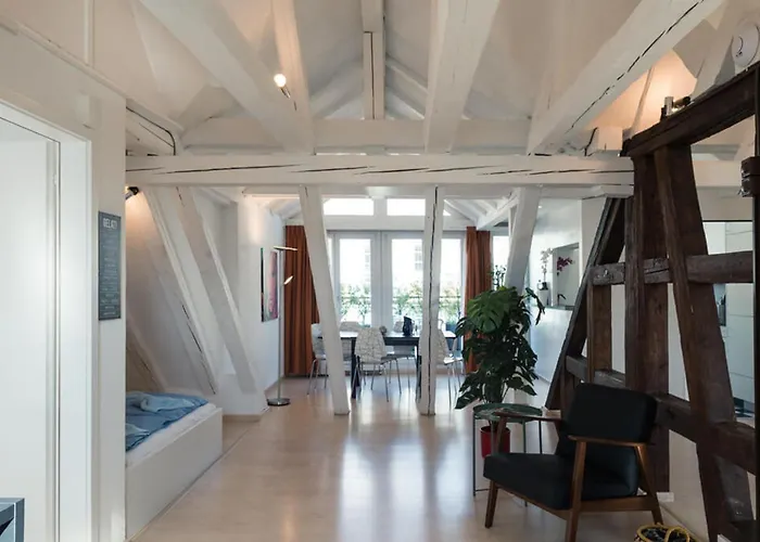 Hitrental Chapel Bridge Apartments Lucerne